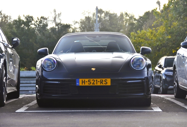 Porsche 992 Carrera 4S Cabriolet MkI
