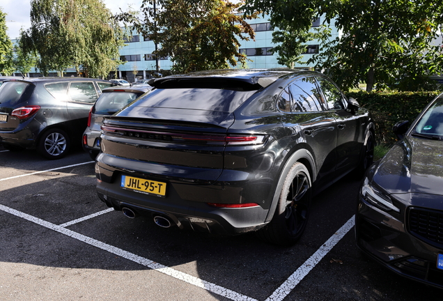 Porsche Cayenne Coupé Turbo E-Hybrid