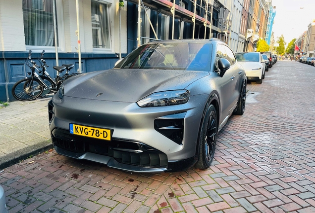 Porsche Cayenne Turbo Electric