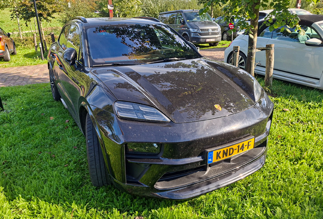 Porsche Macan EV GTS