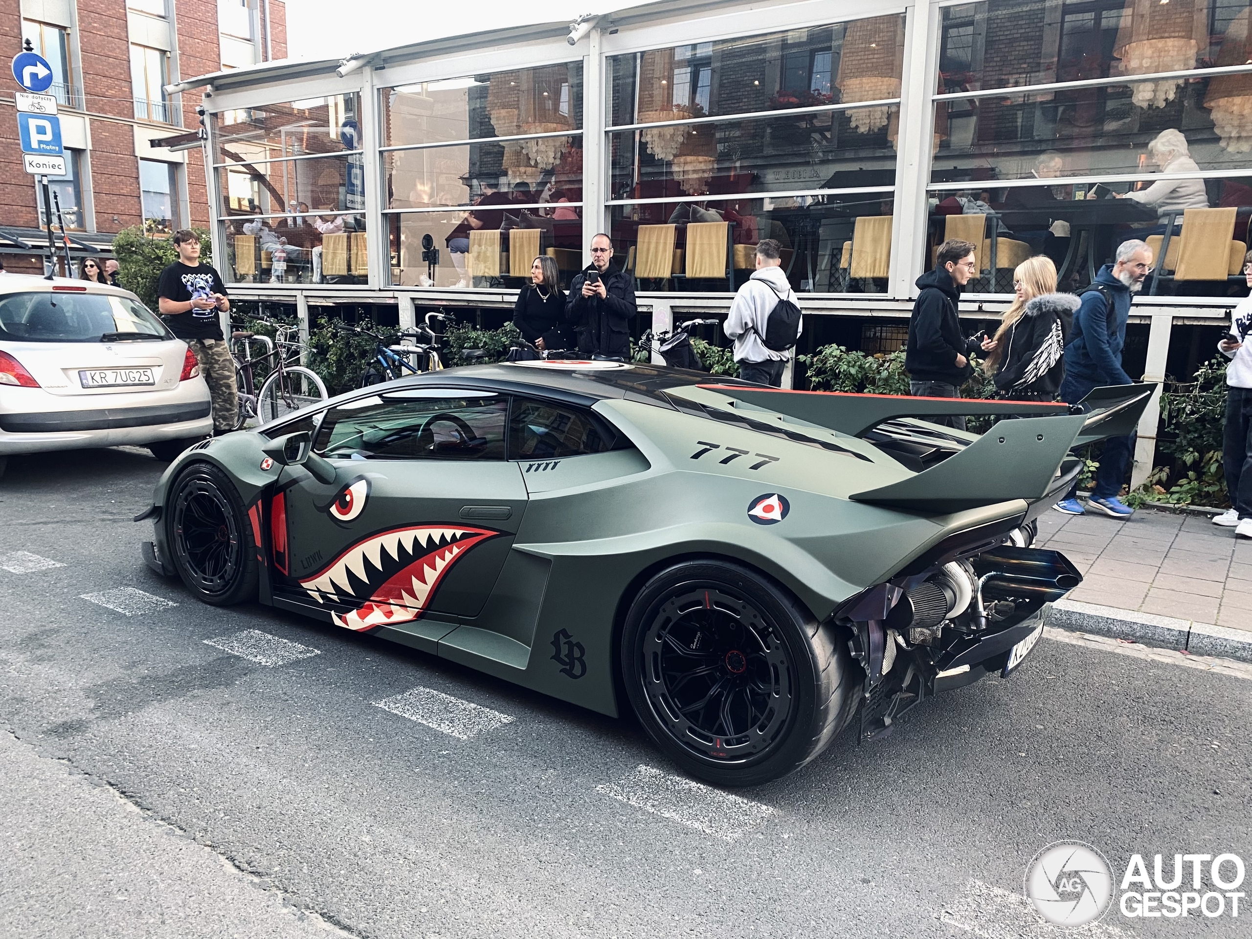 Lamborghini Huracán LP640-4 EVO Liberty Walk LB-Silhouette Works