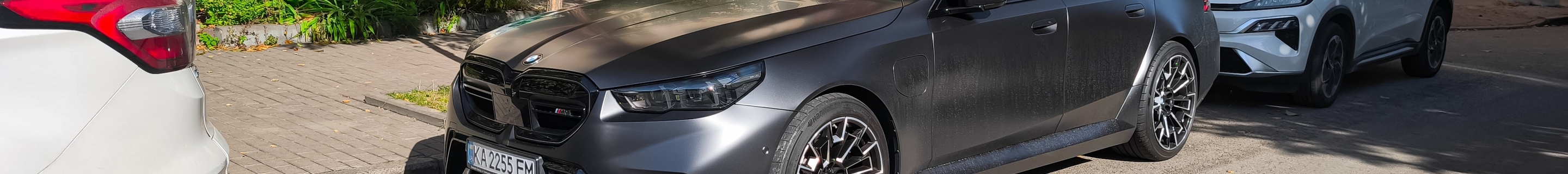 BMW M5 G90