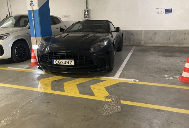 Aston Martin DB12 S Volante