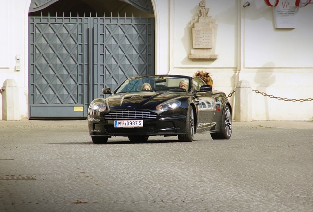 Aston Martin DBS Volante