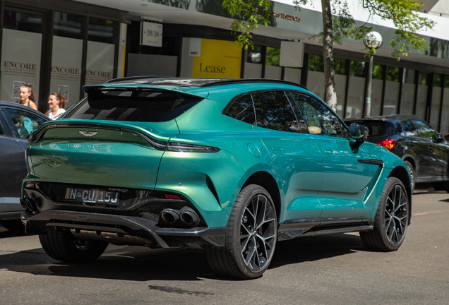 Aston Martin DBX707