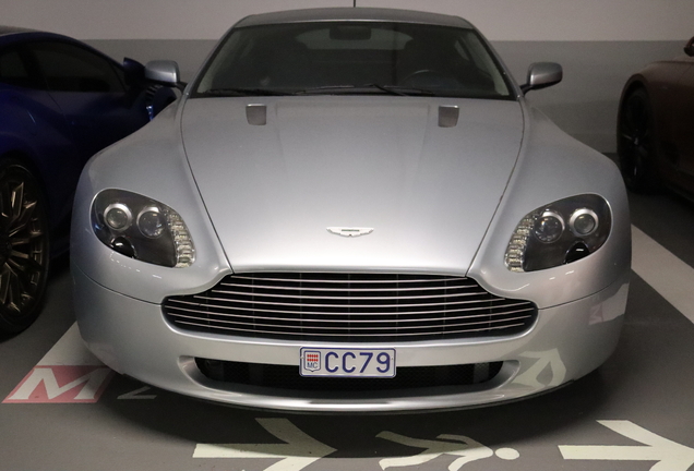 Aston Martin V8 Vantage