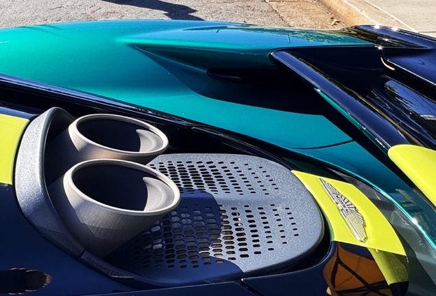 Aston Martin Valhalla