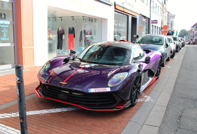 Aston Martin Valhalla