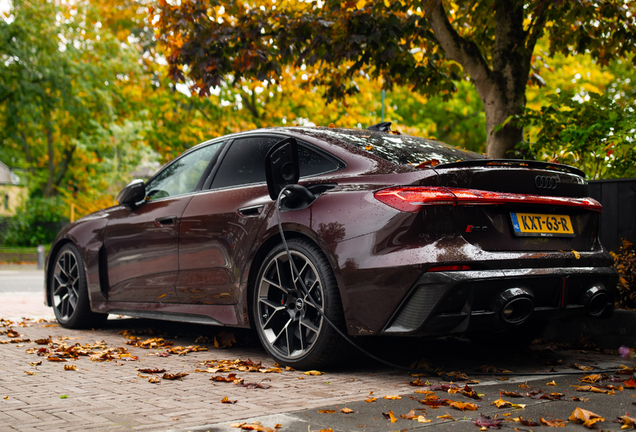 Audi RS5 Sedan B10