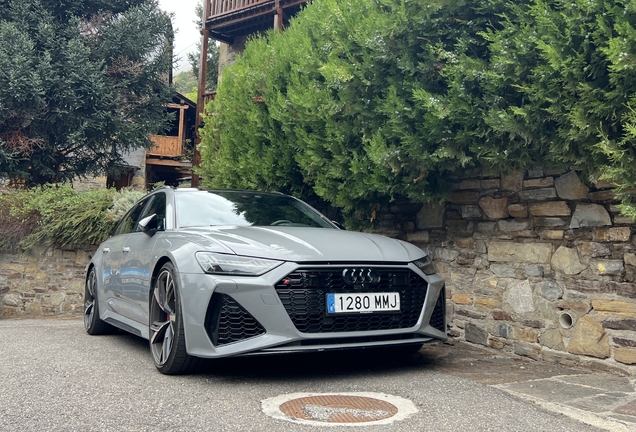 Audi RS6 Avant C8