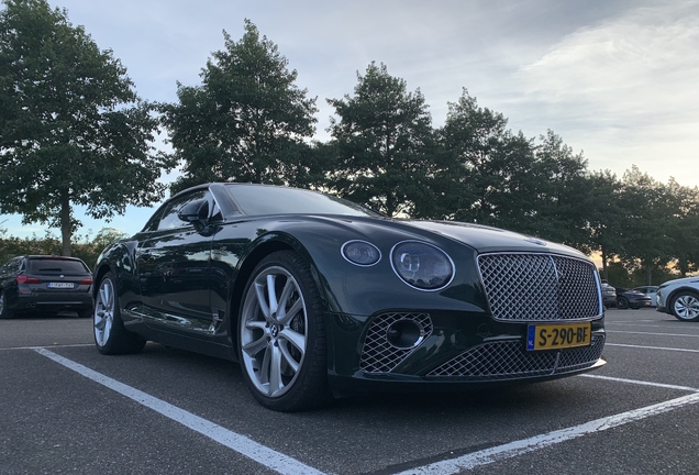 Bentley Continental GTC V8 2020