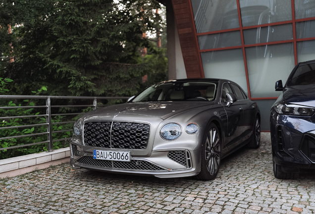 Bentley Flying Spur Hybrid Mulliner