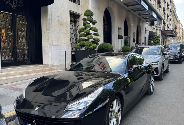 Ferrari GTC4Lusso T