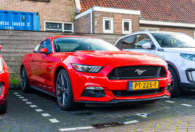 Ford Mustang GT 2015