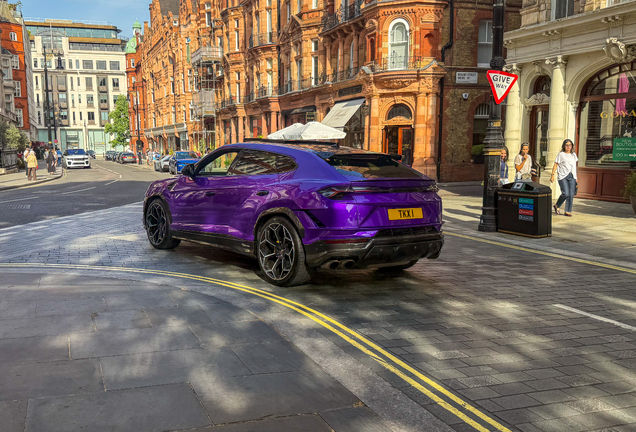 Lamborghini Urus Performante