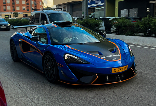 McLaren 620R