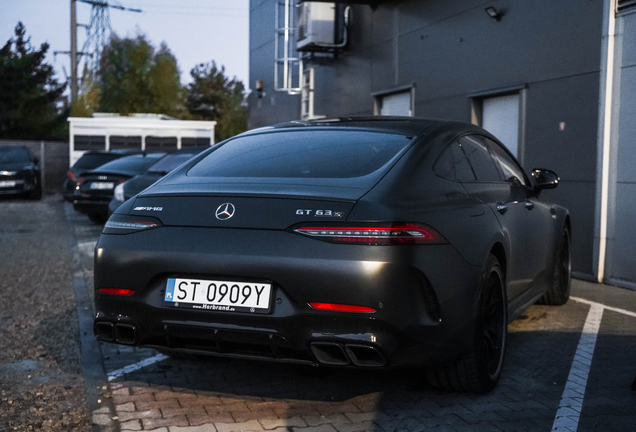 Mercedes-AMG GT 63 S X290