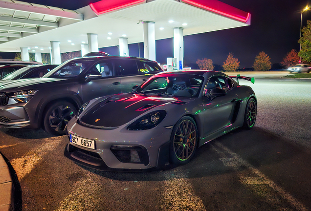 Porsche 718 Cayman GT4 RS Weissach Package