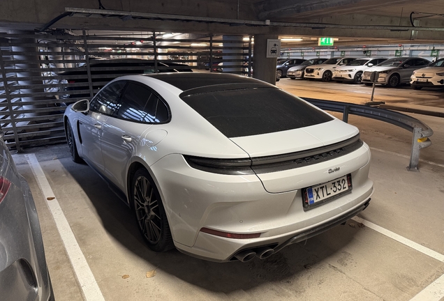 Porsche 972 Panamera Turbo E-Hybrid