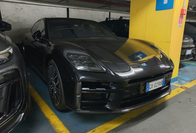 Porsche 972 Panamera Turbo S E-Hybrid