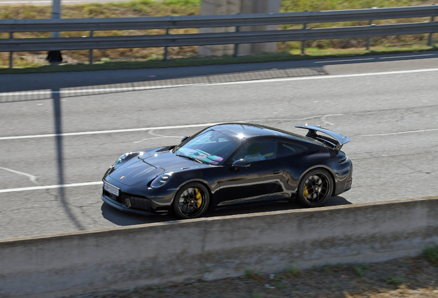 Porsche 992 Carrera 4 GTS MkII
