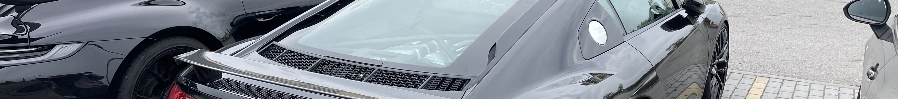 Audi R8 V10 Plus 2015