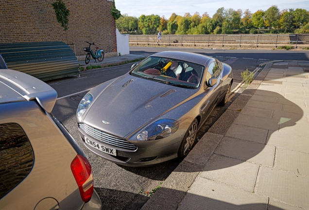 Aston Martin DB9