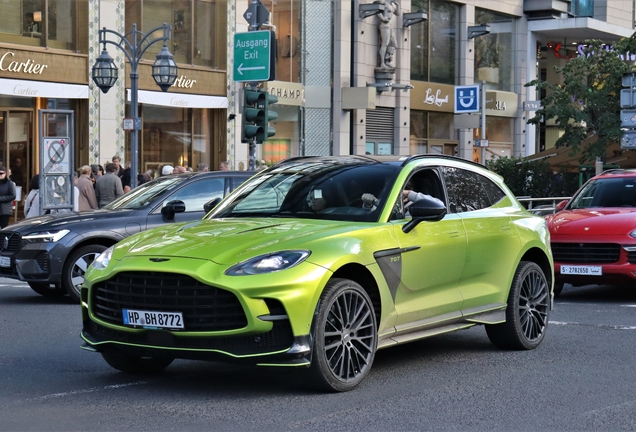 Aston Martin DBX707
