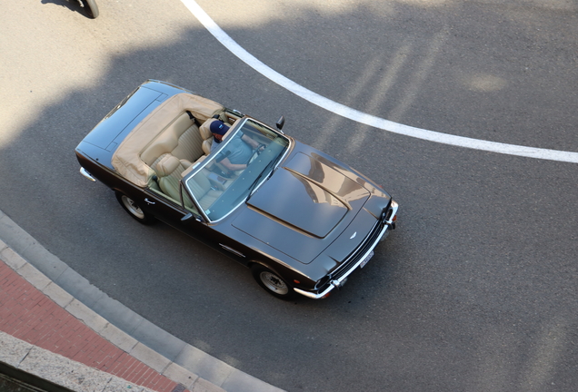 Aston Martin V8 Volante 1979-1989