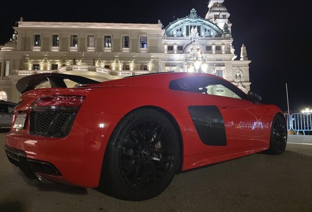Audi R8 V10 Plus 2015
