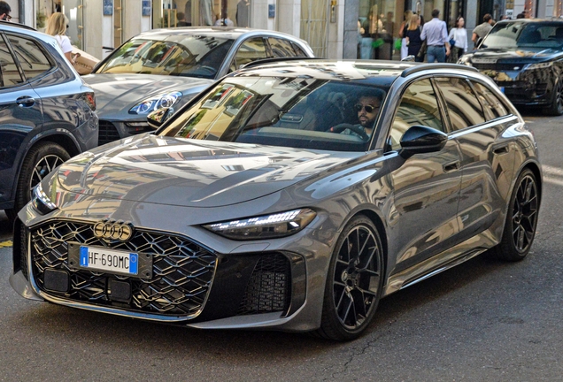 Audi RS5 Avant B10