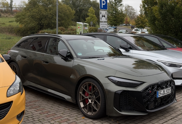 Audi RS5 Avant B10