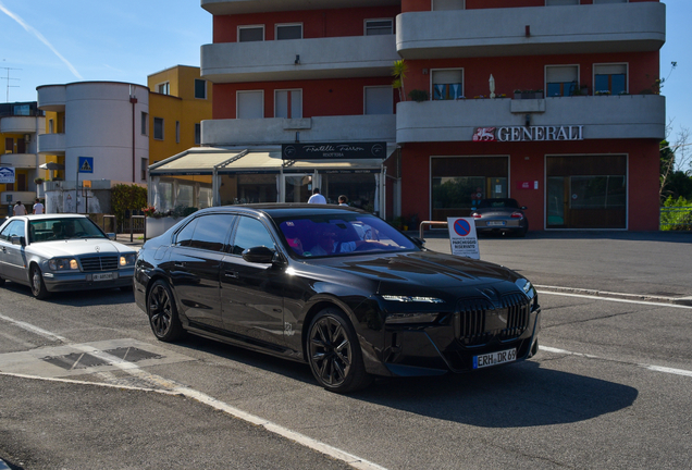 BMW M760e xDrive