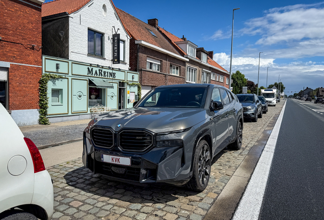 BMW XM G09