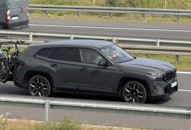 BMW XM G09