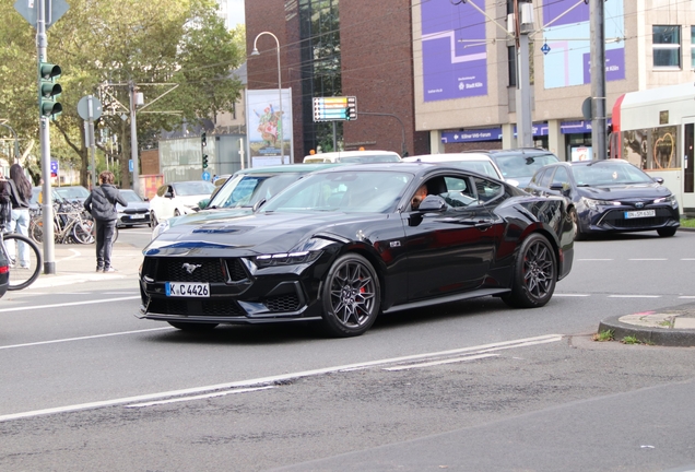 Ford Mustang GT 2024