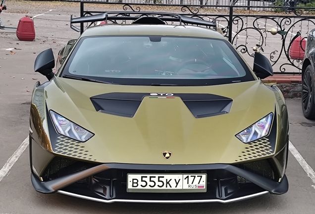 Lamborghini Huracán LP640-2 STO