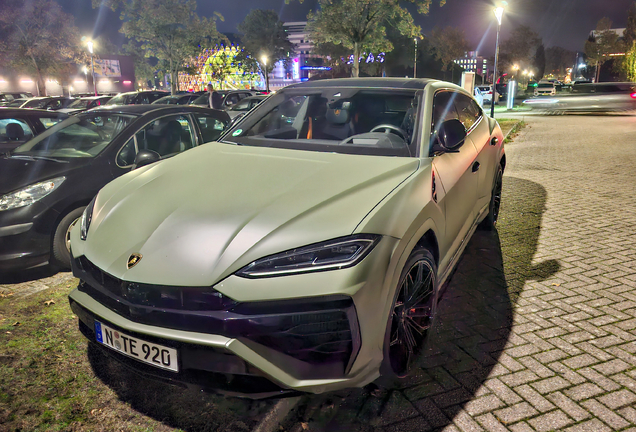 Lamborghini Urus SE
