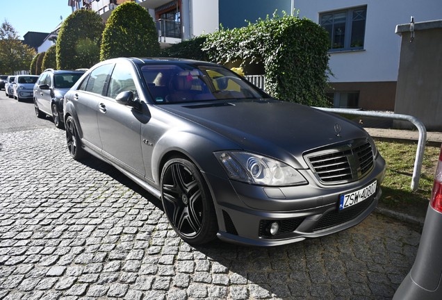 Mercedes-Benz S 63 AMG W221