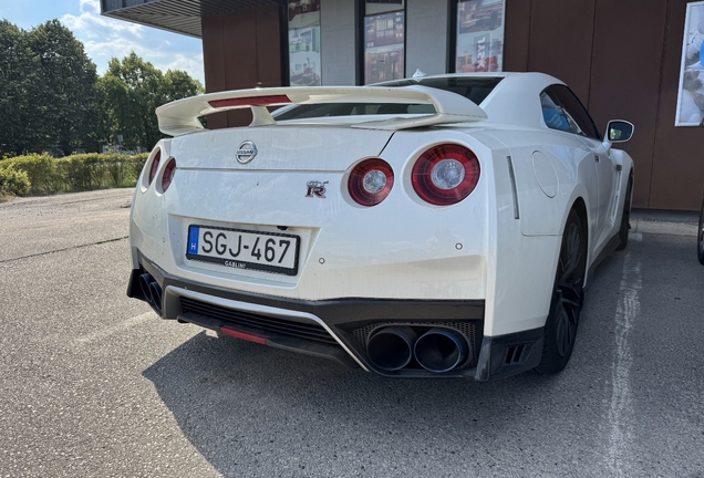 Nissan GT-R R35 2017 Prestige Edition