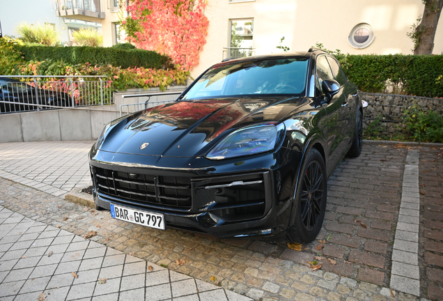 Porsche 9YA Cayenne GTS MkII
