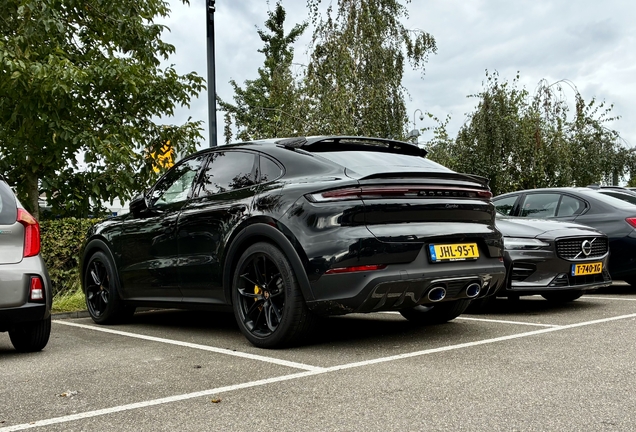 Porsche Cayenne Coupé Turbo E-Hybrid