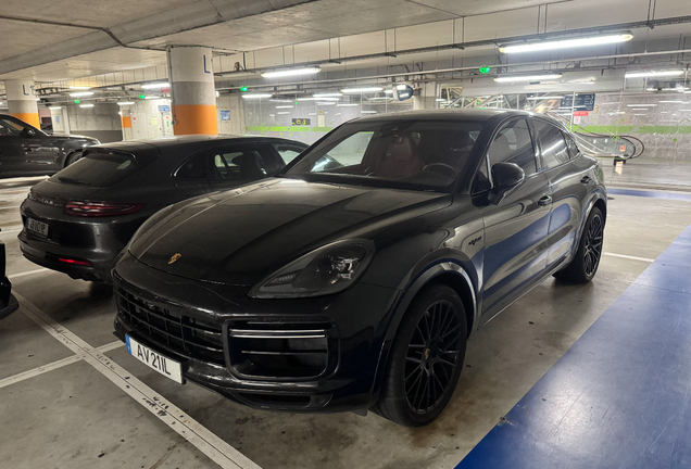 Porsche Cayenne Coupé Turbo S E-Hybrid