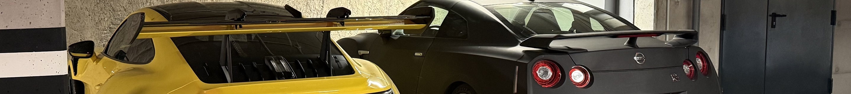 Nissan GT-R R35 2017 - 20 October 2026 - Autogespot
