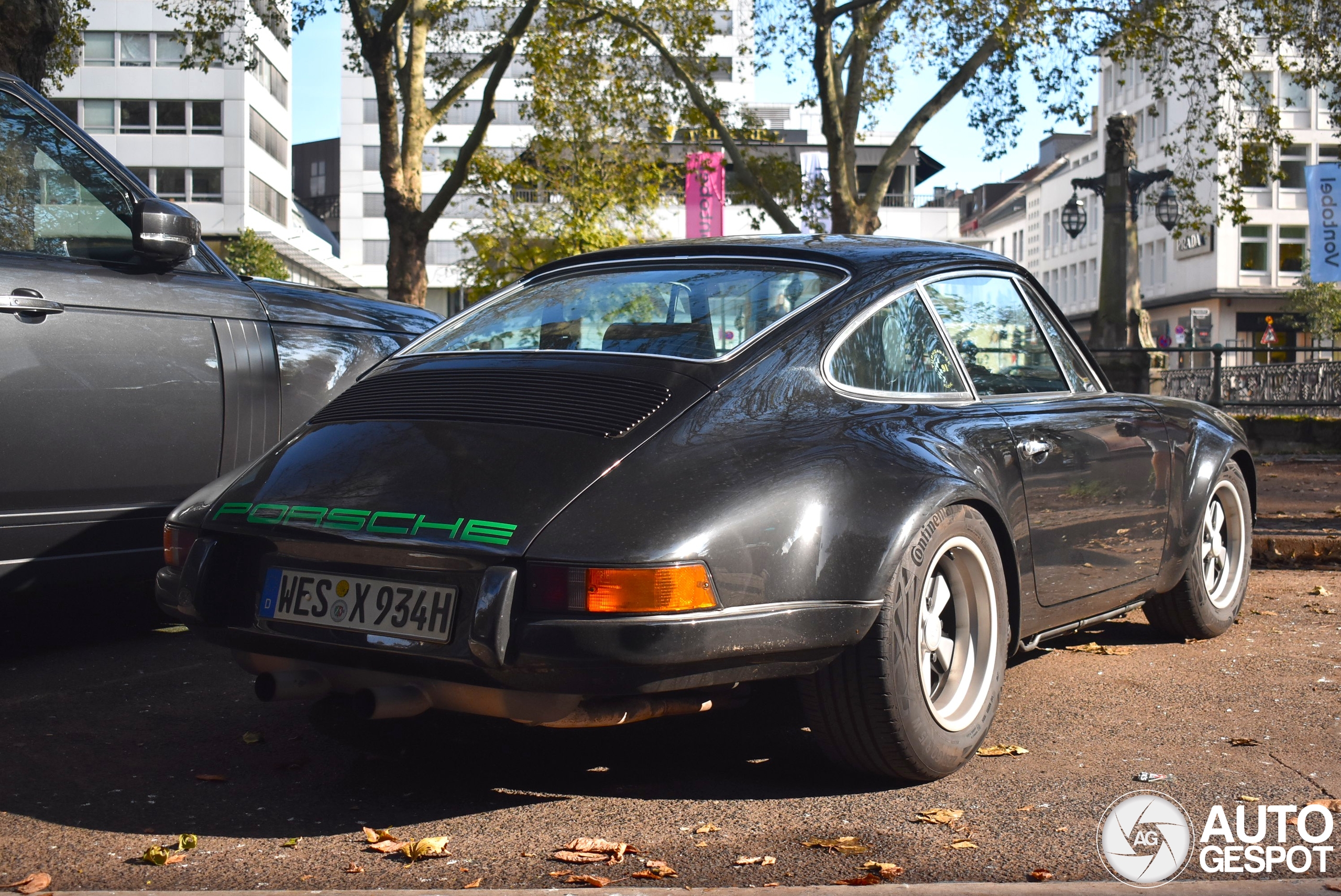 Porsche 911 ST