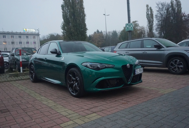 Alfa Romeo Giulia Quadrifoglio 2023