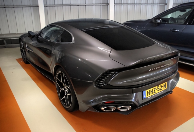 Aston Martin Vanquish 2025
