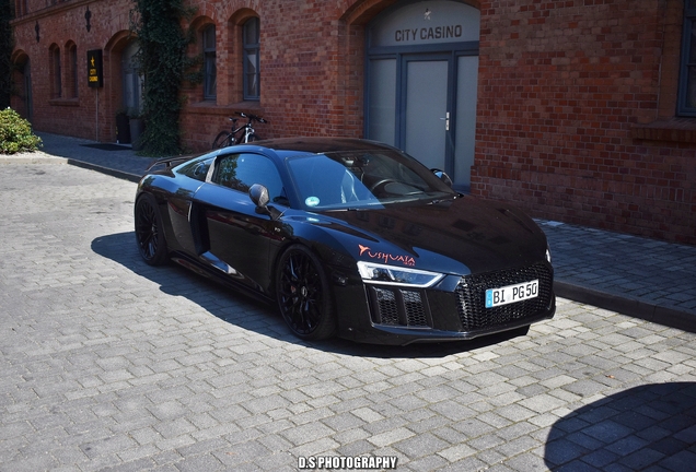 Audi R8 V10 Plus 2015