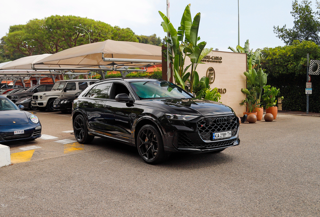 Audi RS Q8 2024