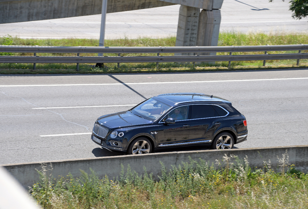 Bentley Bentayga V8
